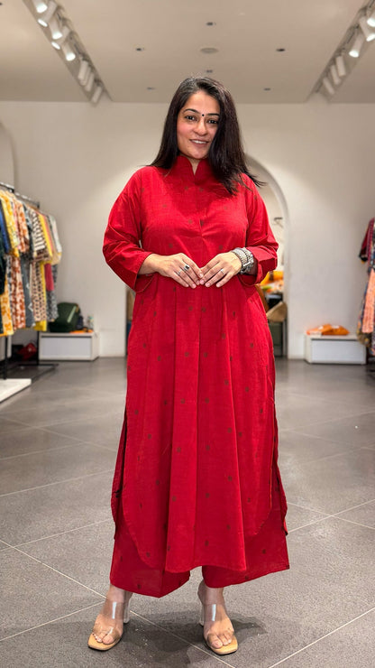 Yuzaa Hand Woven Cotton Kurta - Red
