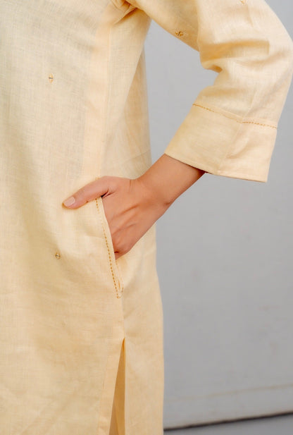 Mellow Yellow-White Linen Pair
