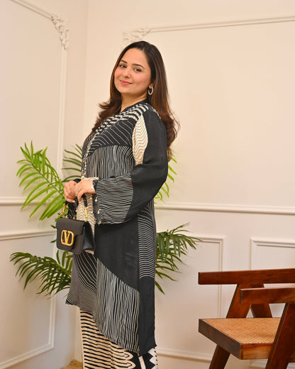 Monochrome Madness Geometric Coins Crepe Co-ord