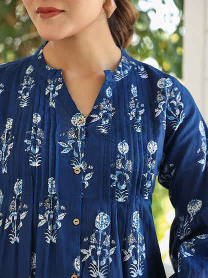 Indigo Pure Cotton Floral Printed Pleated Kurta