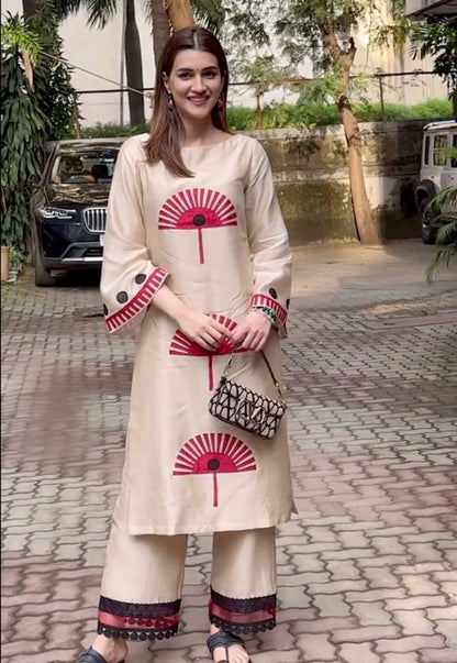 Khwabeeda Applique Set