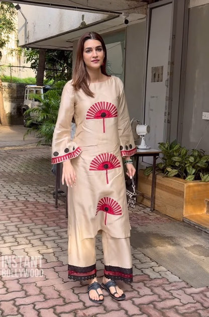 Khwabeeda Applique Set