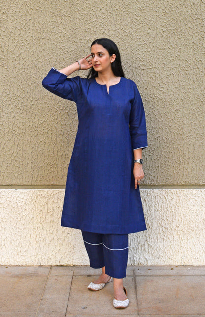 Dark blue linen straight fit paneled kurta